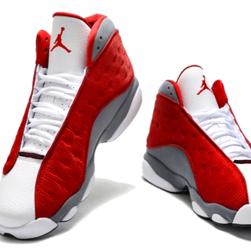 Jordan 13 retro size  8.5  , 9.5 , 10